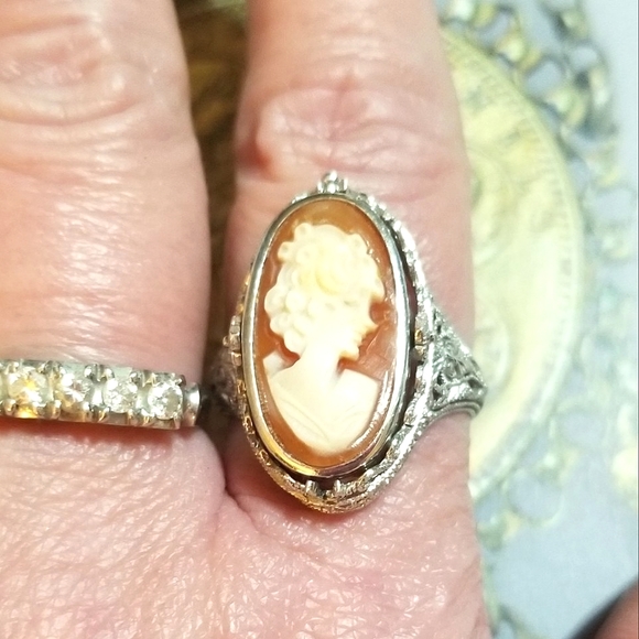 Vintage Jewelry - VTG FLIP RING Cameo/Onyx Sterling Silver Filigree